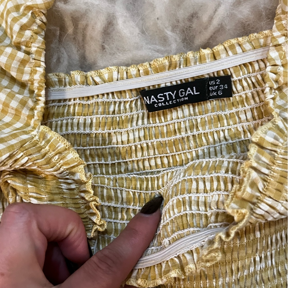NASTYGAL Yellow Checkered Ruched Top - Picture 4 of 6